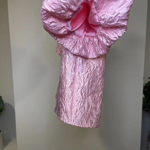 & Other Stories Textured Ruffle Collar Puff Sleeve Top - Picture 5 of 8